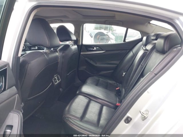 1N4AA6AP5GC900892 Nissan Maxima 3.5 Sl