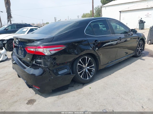 4T1B11HK7JU517383 Toyota CAMRY SE