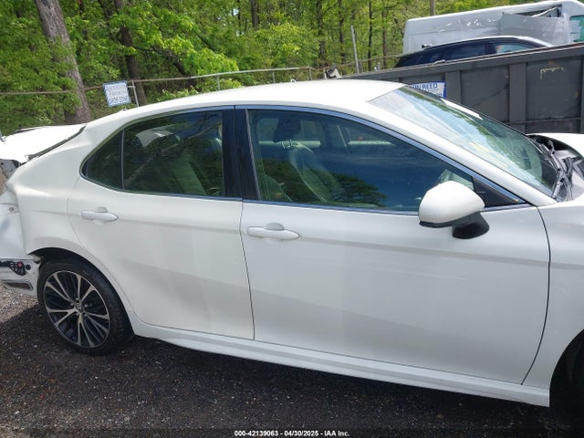 JTNB11HKXJ3020334 Toyota CAMRY SE