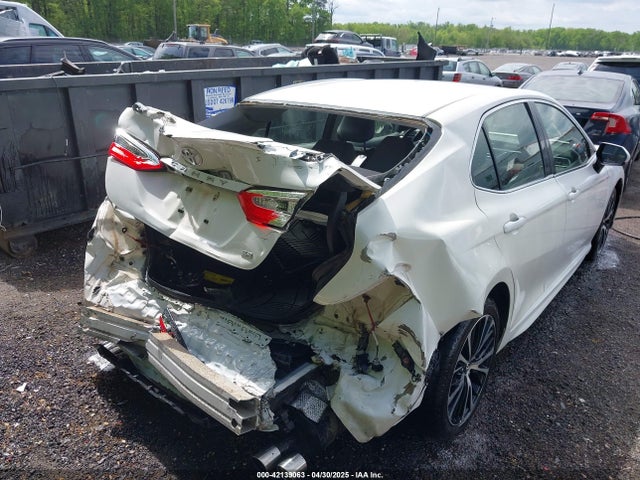 JTNB11HKXJ3020334 Toyota CAMRY SE