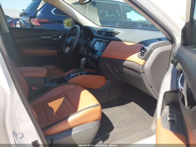 5N1AT2MT3HC764734 Nissan Rogue Sl