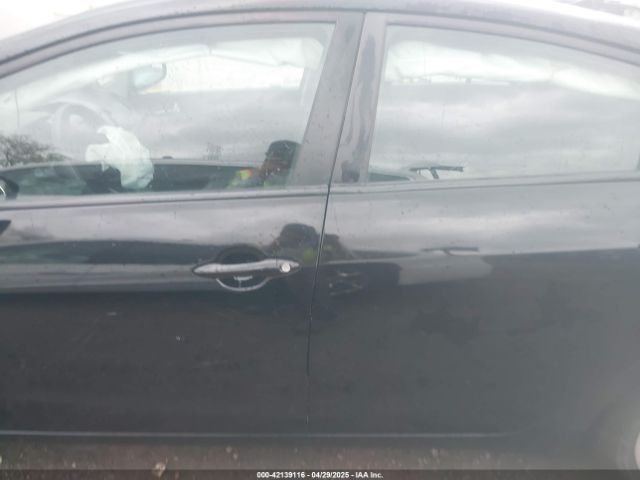 3KPFK4A78HE110191 KIA FORTE LX