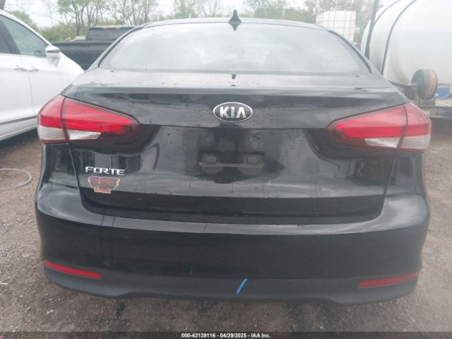 3KPFK4A78HE110191 KIA FORTE LX