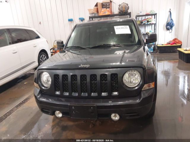1C4NJPBA0FD285379 Jeep Patriot Sport