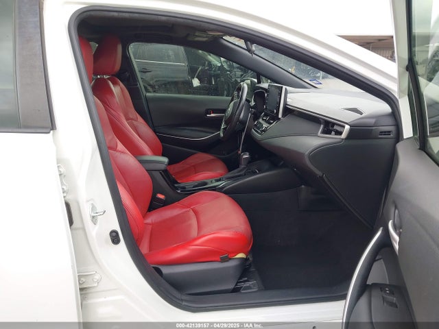 JTDP4RCEXLJ015652 Toyota COROLLA SE