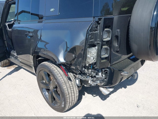 Land Rover aj133 s/c 2023 SALEWEEE8P2196668 Image 17