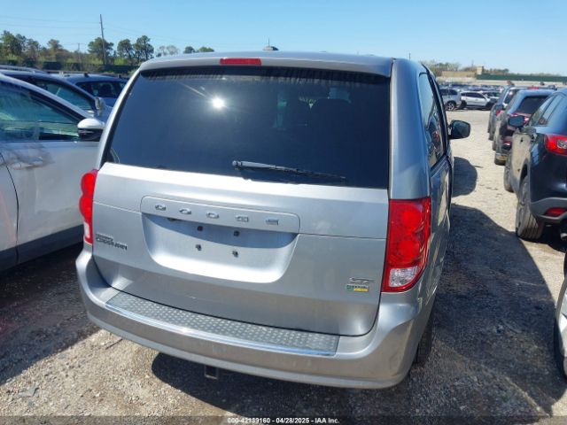 2C4RDGEG0KR640664 Dodge Grand Caravan Gt