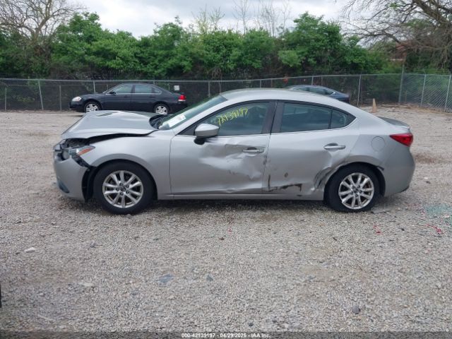 3MZBM1V78FM177696 Mazda Mazda3 I Touring