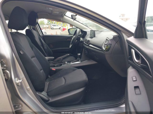 3MZBM1V78FM177696 Mazda Mazda3 I Touring
