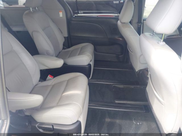 5TDYK3DC5FS685735 Toyota Sienna Limited Premium 7 Passenger