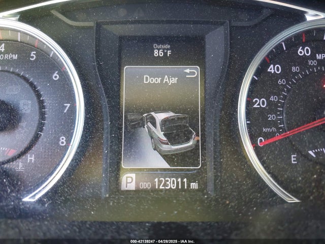 4T1BF1FK7HU814250 Toyota CAMRY SE