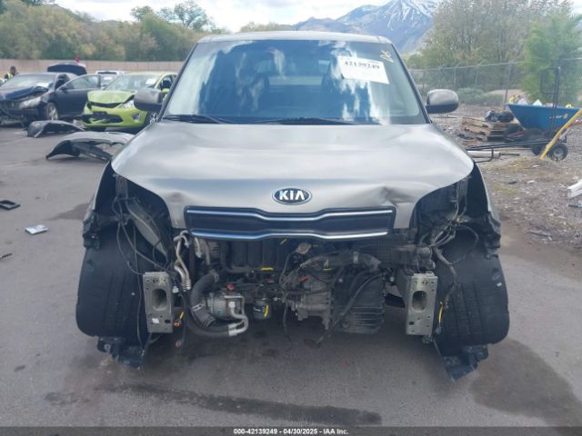 KNDJP3A56H7476798 KIA SOUL +