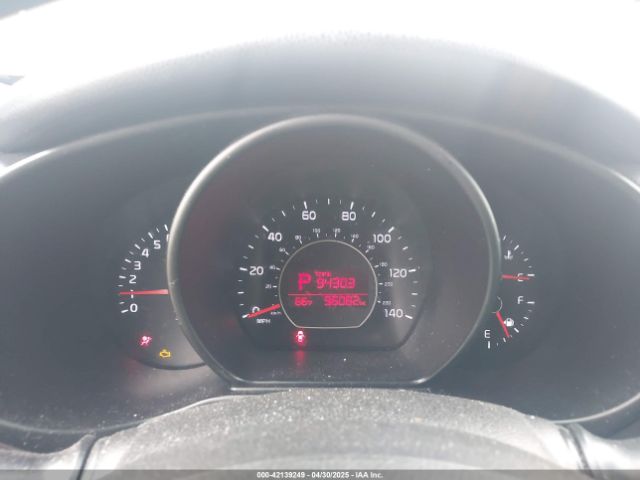 KNDJP3A56H7476798 KIA SOUL +