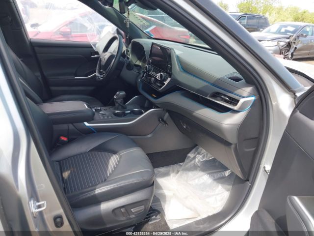 2023 TOYOTA HIGHLANDER 5TDKDRBH3PS001588 Photo 4