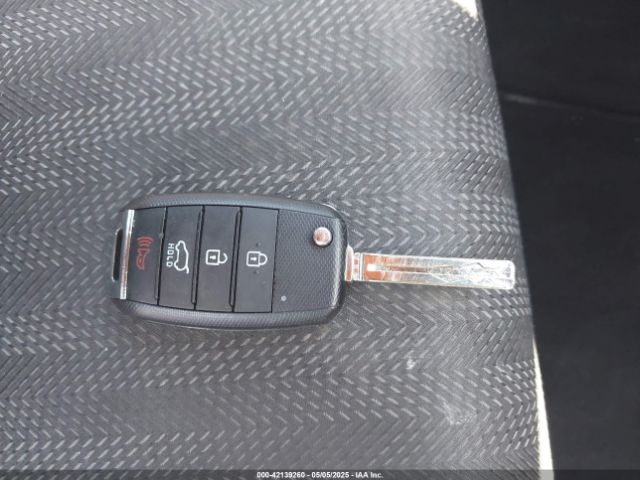 KNDPM3AC6H7178057 KIA Sportage Lx