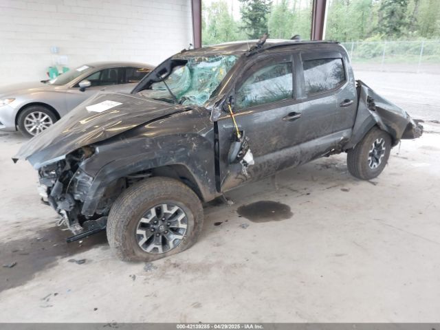 3TMCZ5ANXNM493703 Toyota Tacoma Trd Off Road