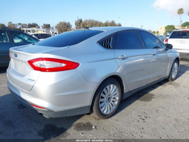 3FA6P0UU2ER282125 Ford Fusion Hybrid S