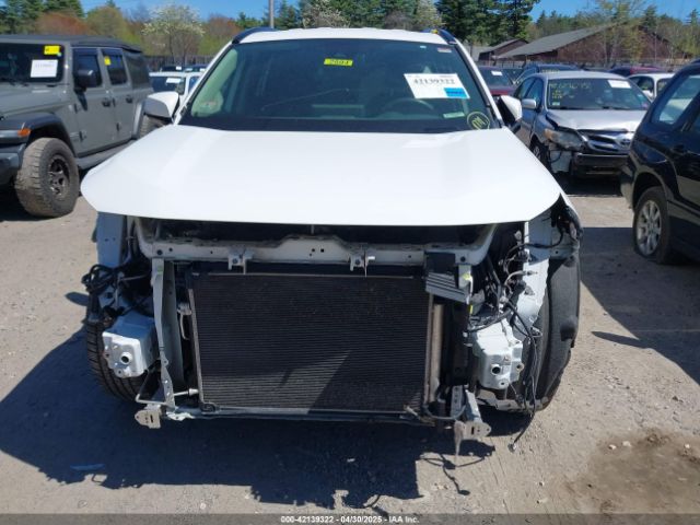 JTMG1RFV3KD007040 Toyota RAV4 LE