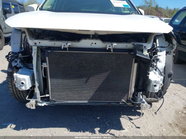 JTMG1RFV3KD007040 Toyota RAV4 LE