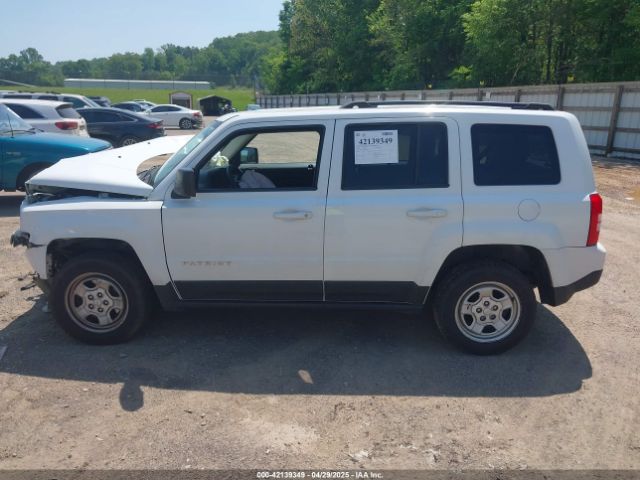 1C4NJRBB1GD755814 Jeep Patriot Sport