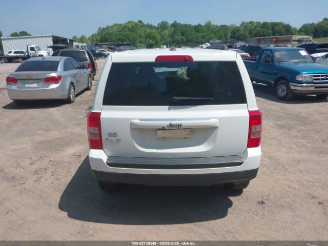 1C4NJRBB1GD755814 Jeep Patriot Sport