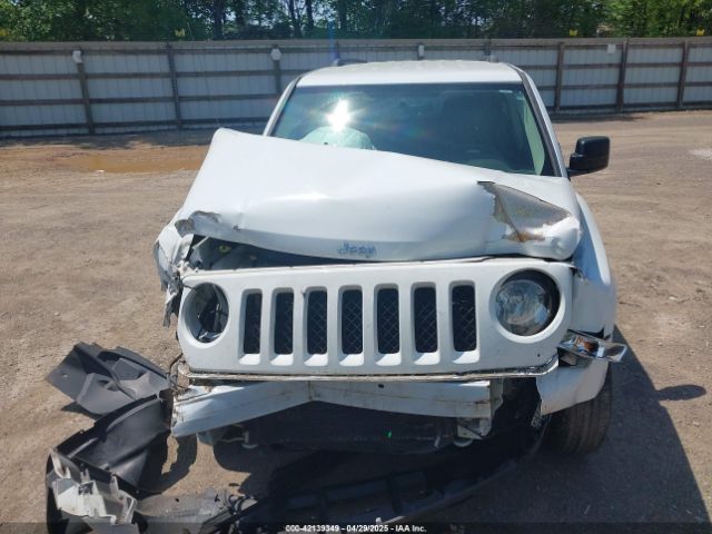 1C4NJRBB1GD755814 Jeep Patriot Sport