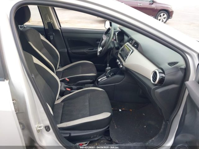 3N1CN8EV5ML876737 Nissan Versa Sv Xtronic Cvt