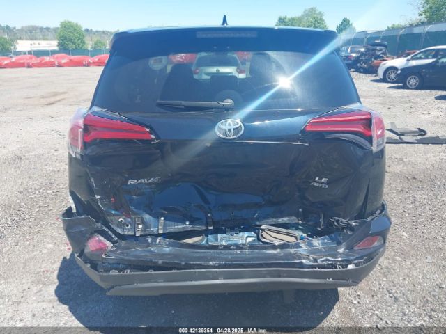 JTMBFREV8HJ168975 Toyota RAV4 LE