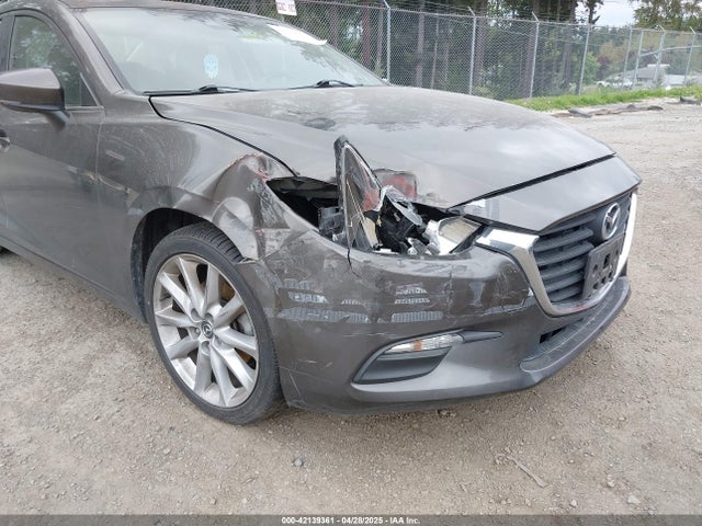 3MZBN1V73HM118104 Mazda Mazda3 Touring