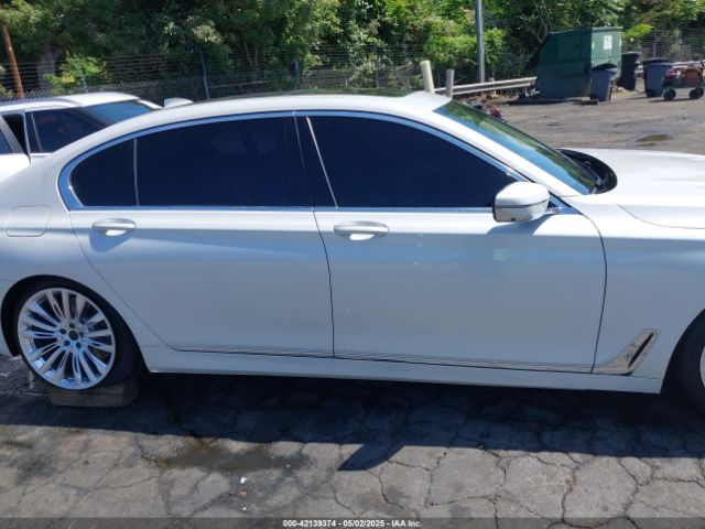 WBA7F0C31HGM22037 BMW 750i
