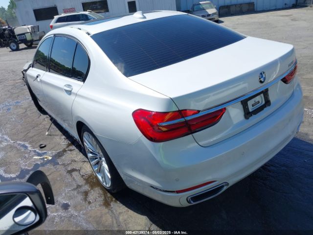 WBA7F0C31HGM22037 BMW 750i