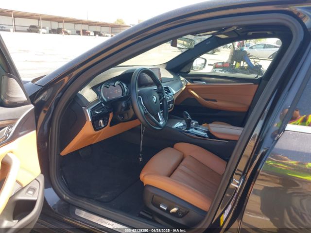 2019 BMW 540I WBAJE5C5XKWW20300 Photo 4