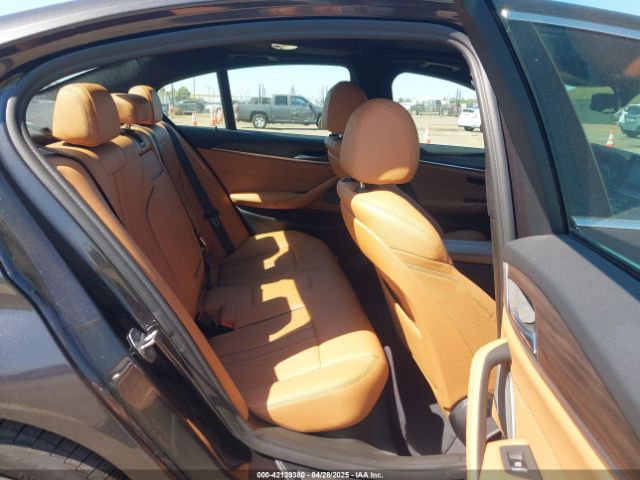 2019 BMW 540I WBAJE5C5XKWW20300 Photo 7