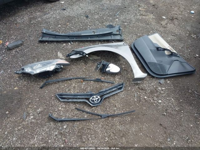 2T1BURHE4EC047255 Toyota COROLLA LE