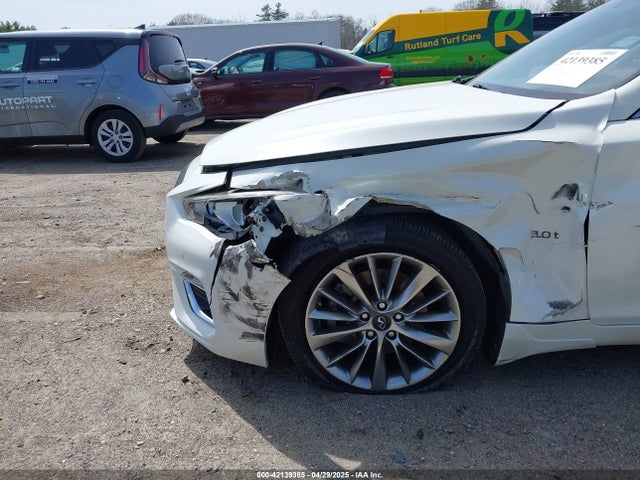 JN1EV7AR1JM612122 Infiniti Q50 3.0t Luxe