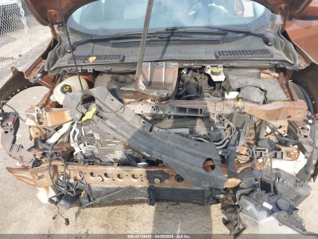 1FMCU0GD3HUE45682 Ford ESCAPE SE