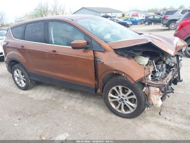 1FMCU0GD3HUE45682 Ford ESCAPE SE