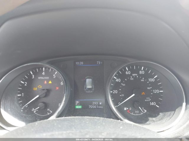 5N1AT2MT6JC803483 Nissan ROGUE SV