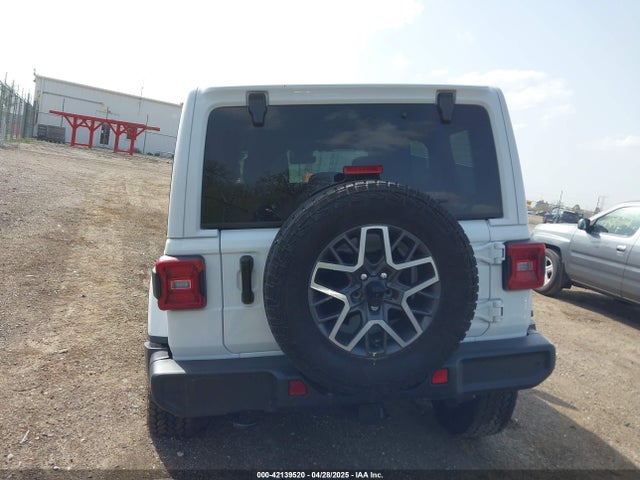 1C4PJXEG2RW212029 Jeep Wrangler
