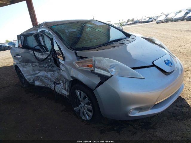 1N4AZ0CP8FC313619 Nissan LEAF S