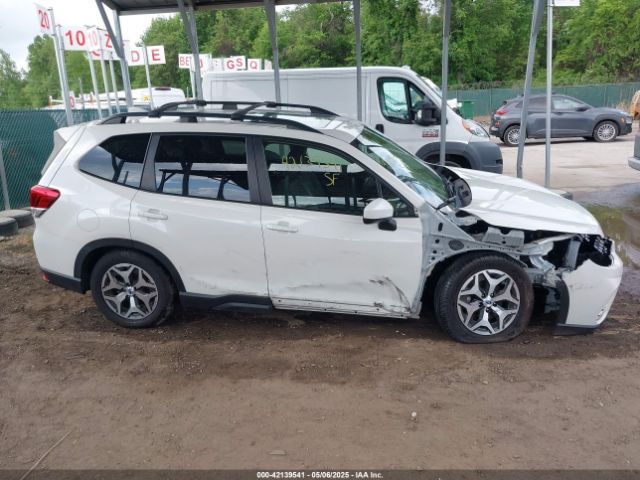 JF2SKAGC7KH469634 Subaru Forester Premium
