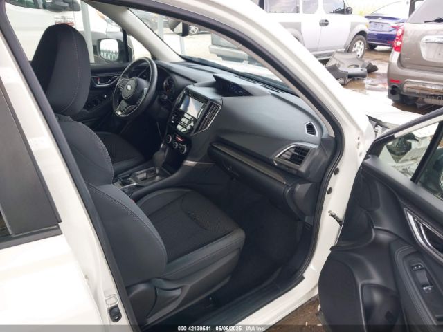 JF2SKAGC7KH469634 Subaru Forester Premium
