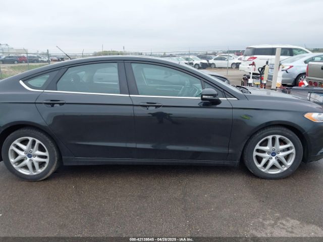 3FA6P0H72FR305506 Ford FUSION SE