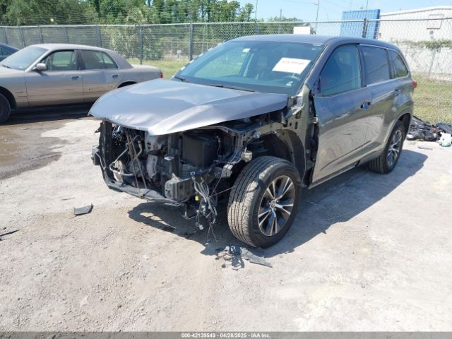 5TDZARFH0KS056820 Toyota Highlander Le