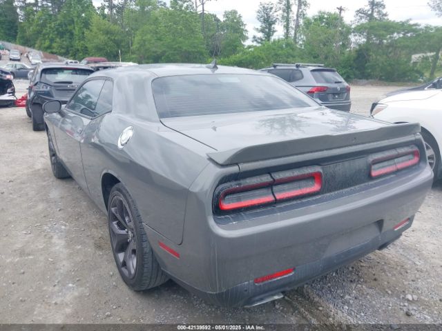 2C3CDZAG0JH132520 Dodge Challenger Sxt Plus