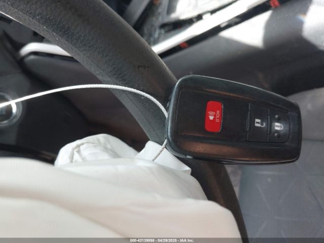 2T3P1RFV8MW152029 Toyota Rav4 Xle