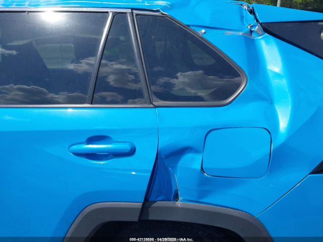 2T3P1RFV8MW152029 Toyota Rav4 Xle