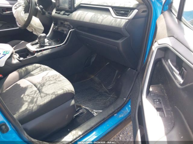 2T3P1RFV8MW152029 Toyota Rav4 Xle