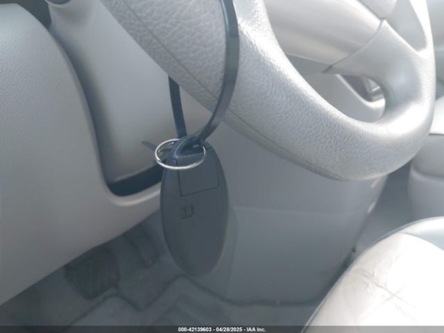 JN8AE2KP2F9127935 Nissan QUEST S