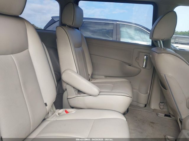 JN8AE2KP2F9127935 Nissan QUEST S